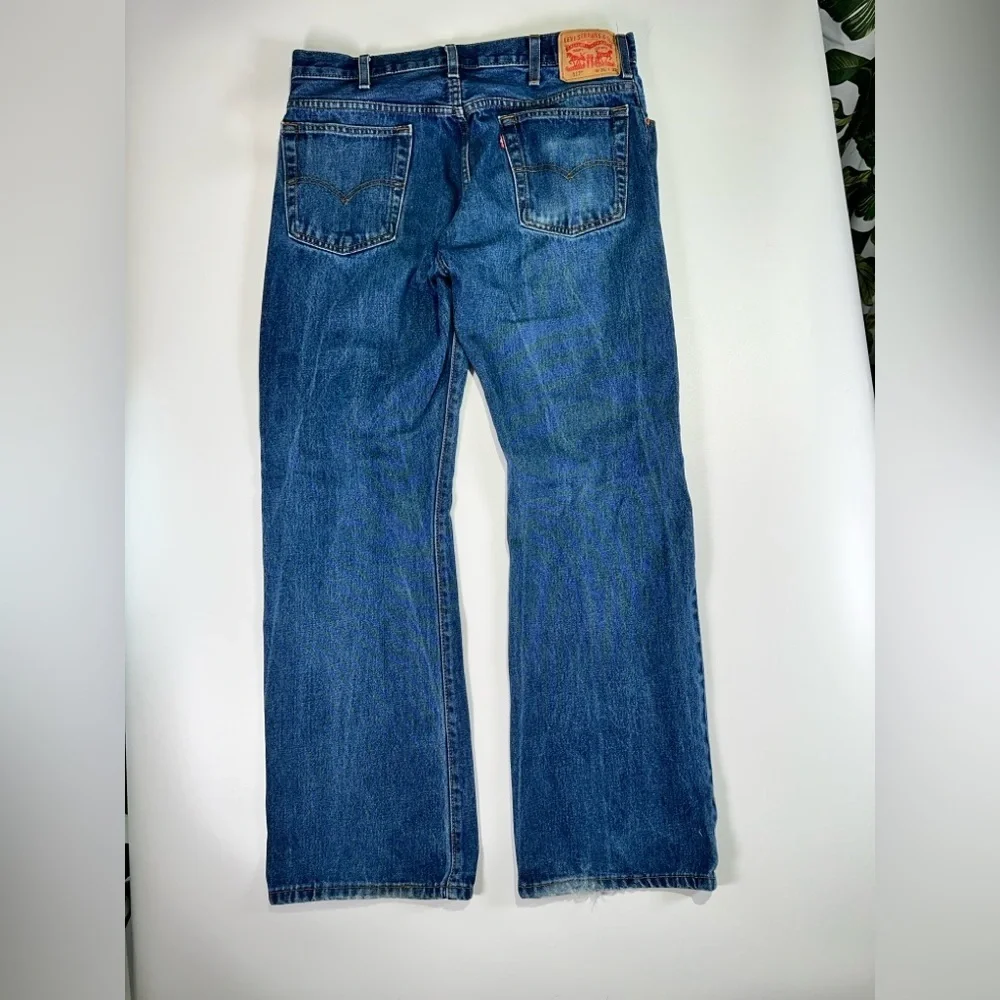 Levi’s bootcut denim jeans classic 100 percent cotton rigid fit W36 L32